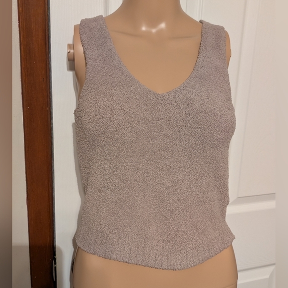 UGG Women's Tan Sleeveless Top - Picture 7 of 10